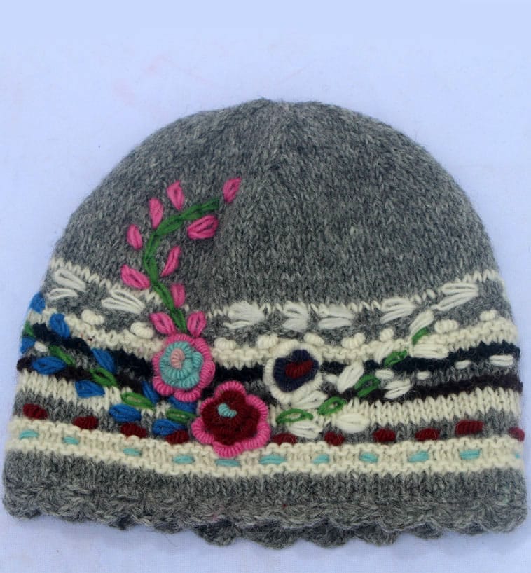 100 Lamb Wool Hand Knitted Winter Hat Beanie 021