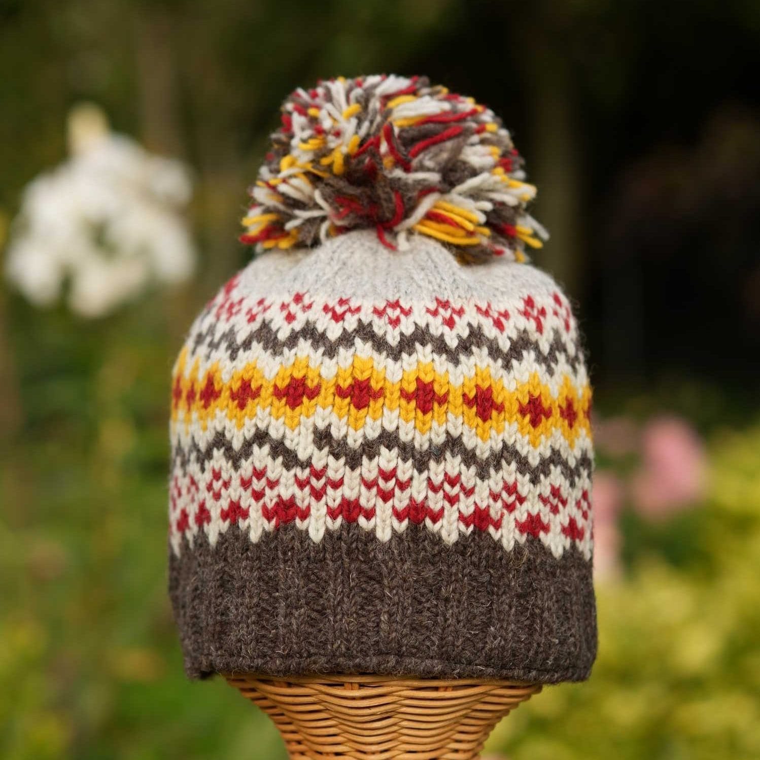 Hand Knitted Pure Wool Winter Hat Bobble Beanie Light Grey Rc02 2