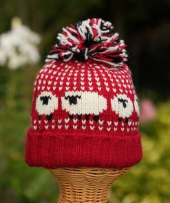 Flock Of Sheep Roll Back Winter Red Hat Bobble Beanie Rc22 3