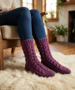 Pure Wool Hand Knit Chunky Warm Aran Cable Pattern Ladies Winter Socks Heather Pink PNSK003