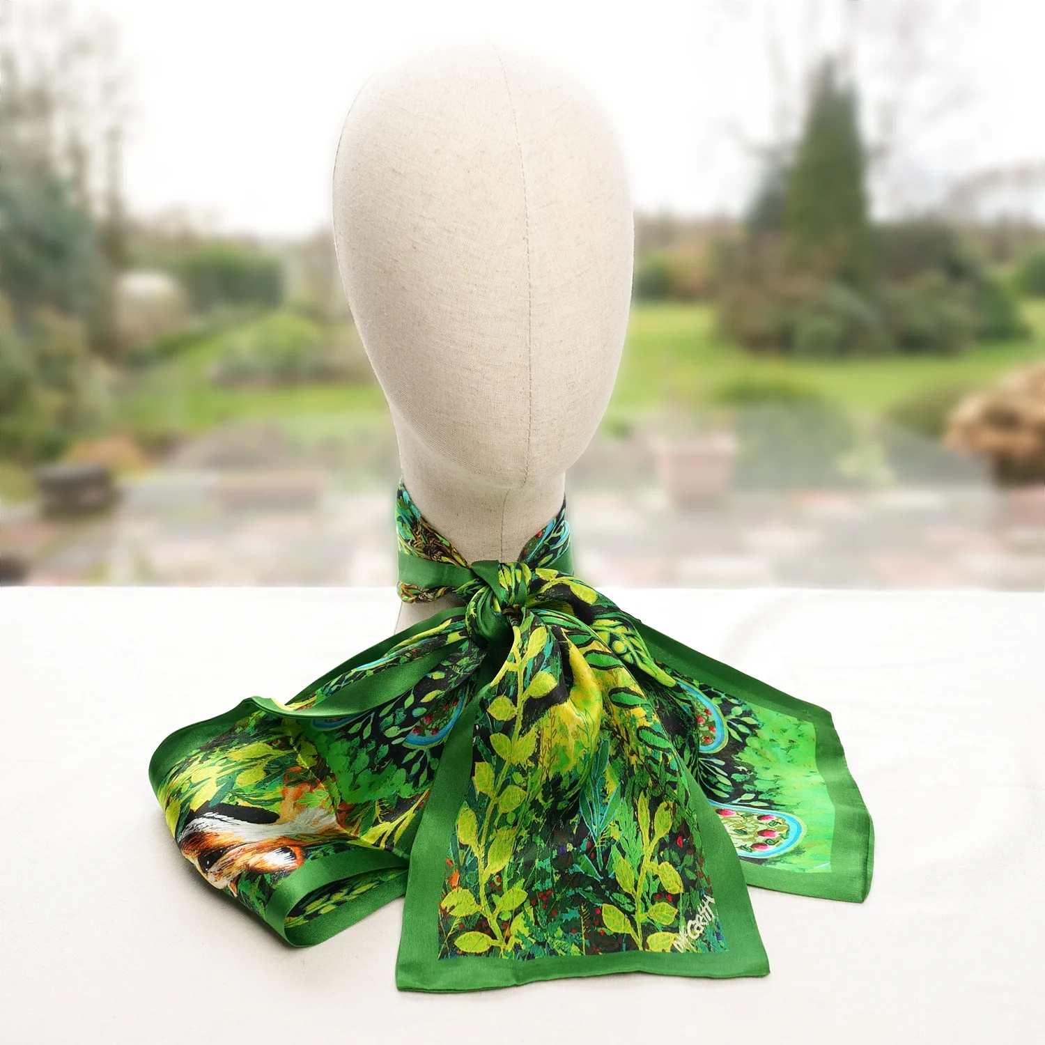 100% Mulberry Silk Scarf Versatile Double-sided Long Scarf Irish Painting The Fox - Image 2