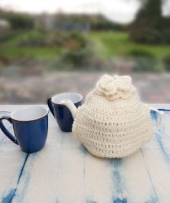 Alternative view of Hand Knit 100% Wool Plain Cream Tea Cosy TC2601C