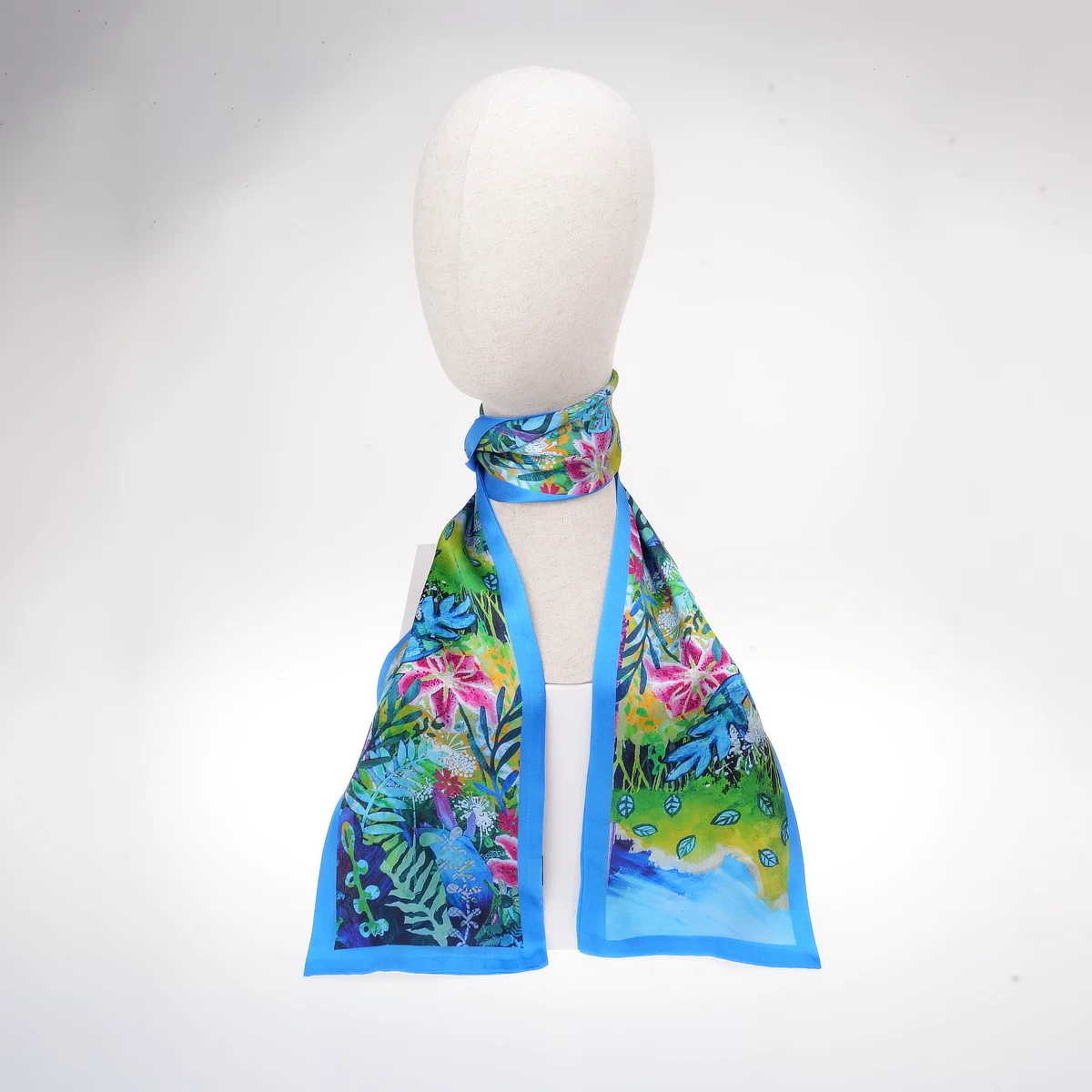 100% Mulberry Silk Scarf Versatile Double-sided Long Scarf Lilies in the Summer - Image 4